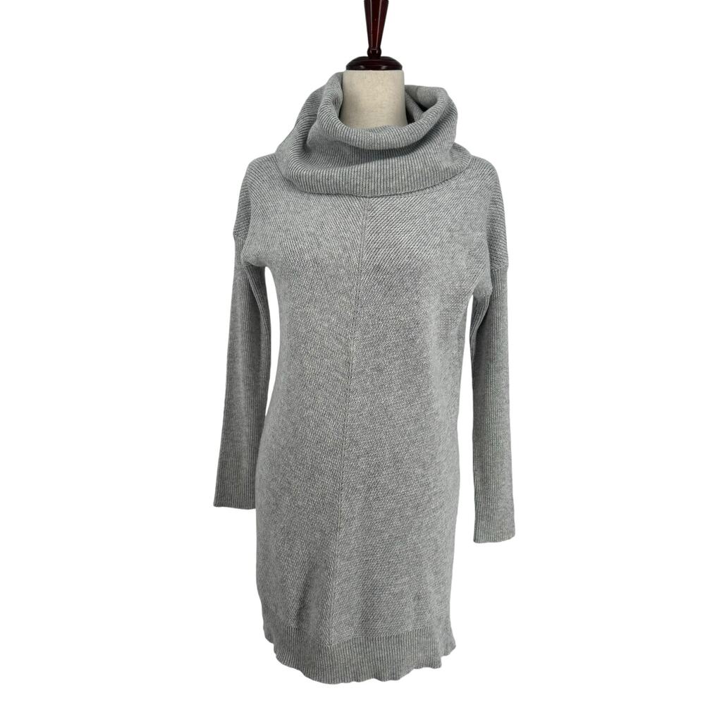 Lulus Tea Reader Light Grey Sweater Dress S Turtleneck Cowl Neck Ribbed‎ Knit